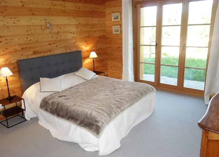 In Les Masses With Storage شاليه