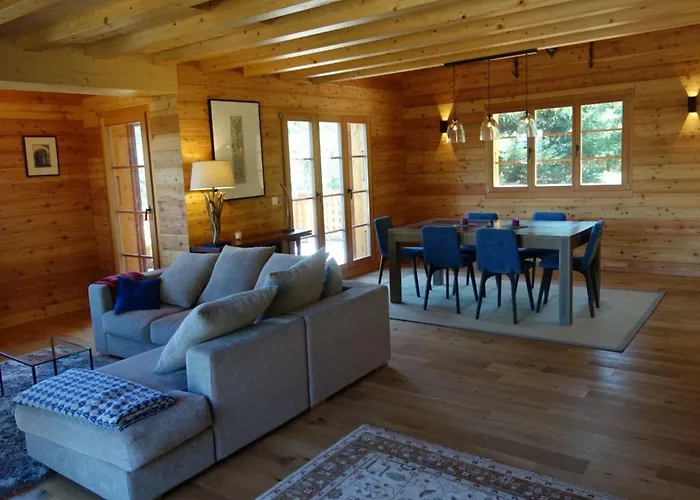 In Les Masses With Storage