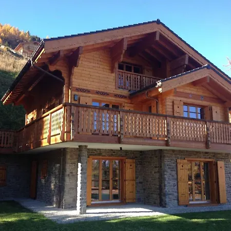 Chalet In Les Masses With Storage *